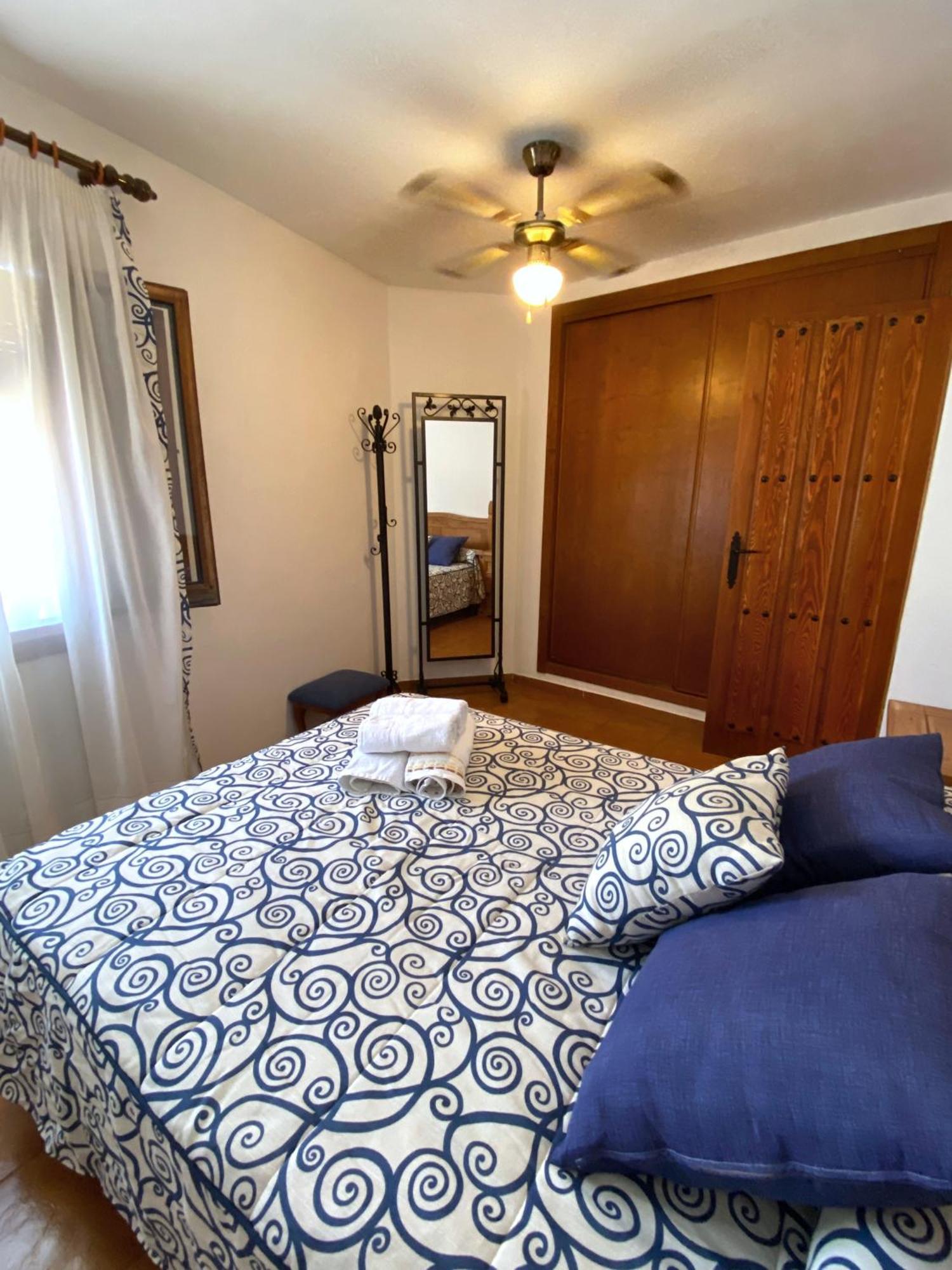 Apartamento Fray Eloy De 1 Habitacion Guadalupe  Phòng bức ảnh